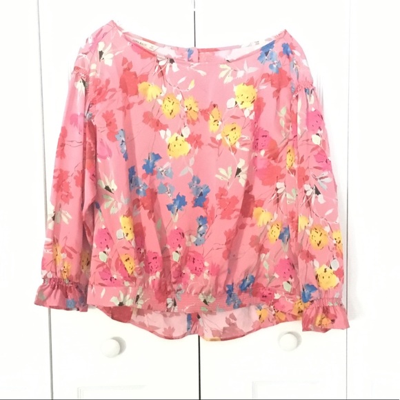 Zara Tops - Women's zara pink floral blouse